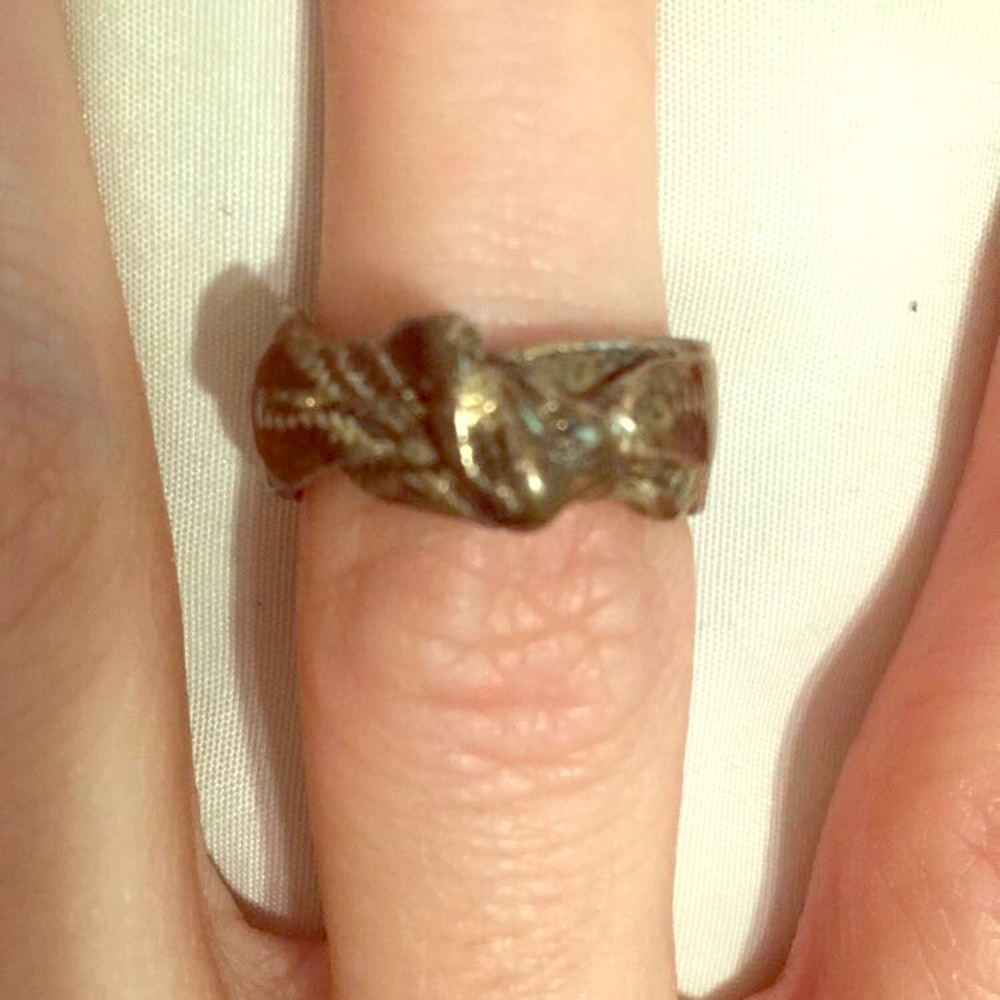 Mignon Faget knot ring